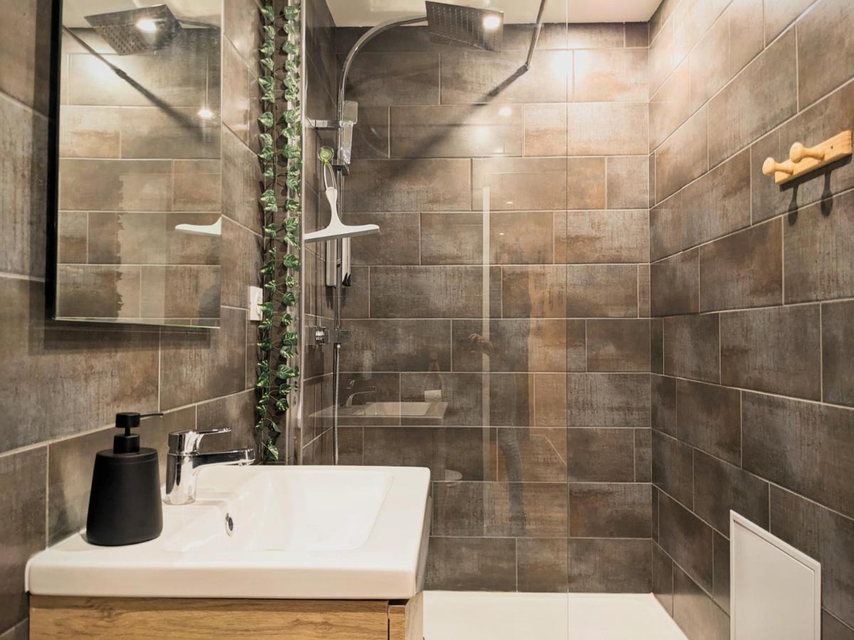 Urban Jungle 42 Apartment Сент Етиен Екстериор снимка